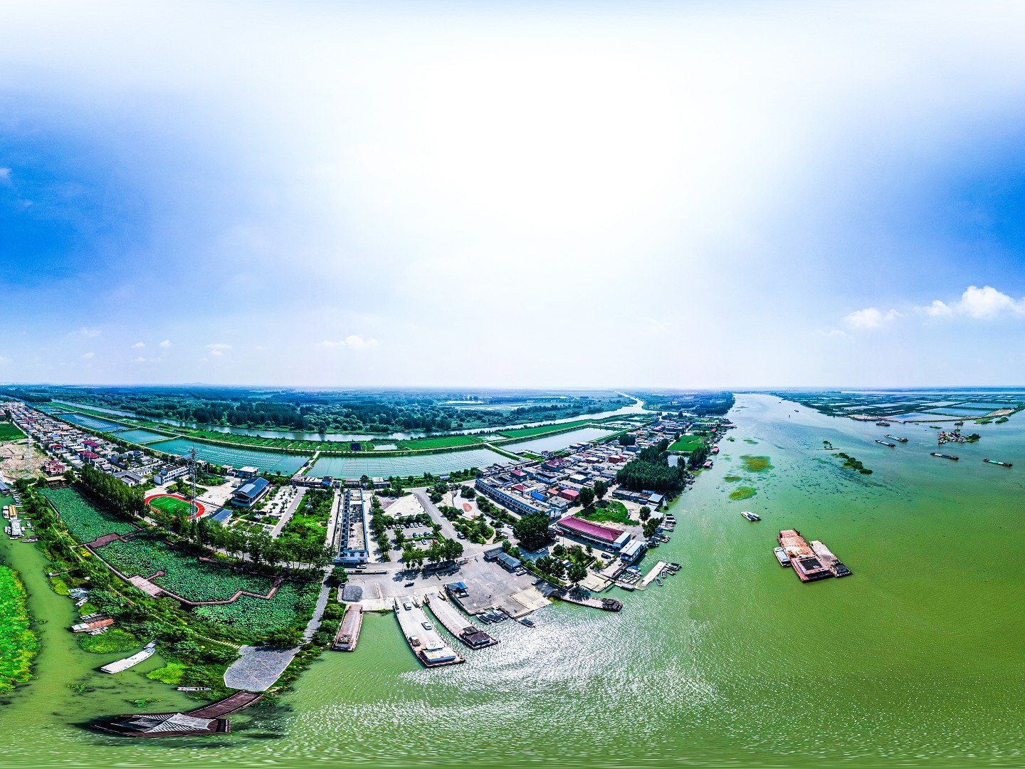 爱湖码头全景